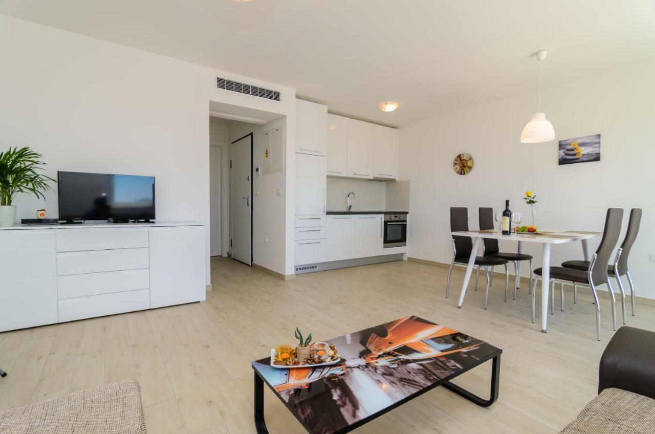 Apartments "The Little Prince" 扎达尔 外观 照片